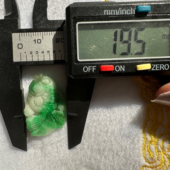 Natural Myanmar Jadeite Jade fish - Picture 6 of 7